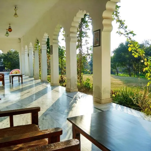 Royal Farm Bharatpur, hotel a Fatehpur Sīkri