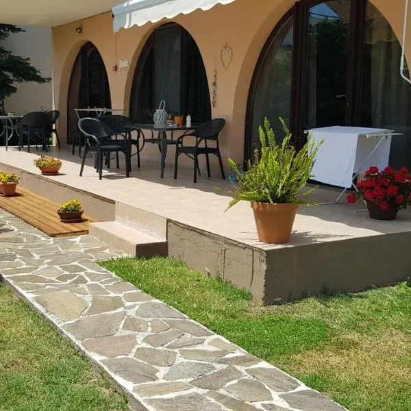 Nautica Bay Apartments, hotel di Keramoti
