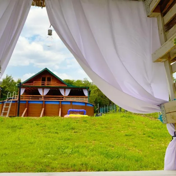 Kuca za odmor Oblutak, hotel v destinaci Lug