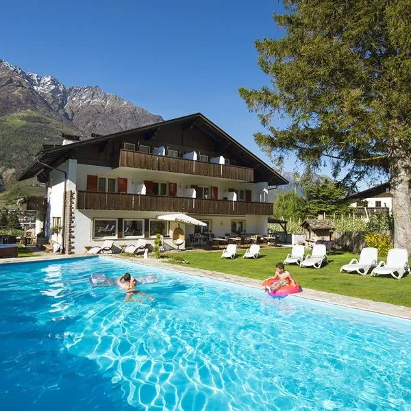 Pension Lärchenhof, hotel v destinácii Naturno