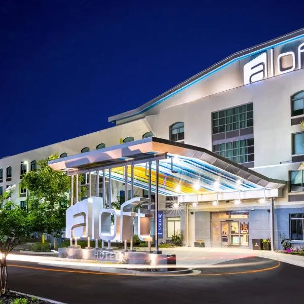 Aloft Columbia Harbison, hotel en Seven Oaks