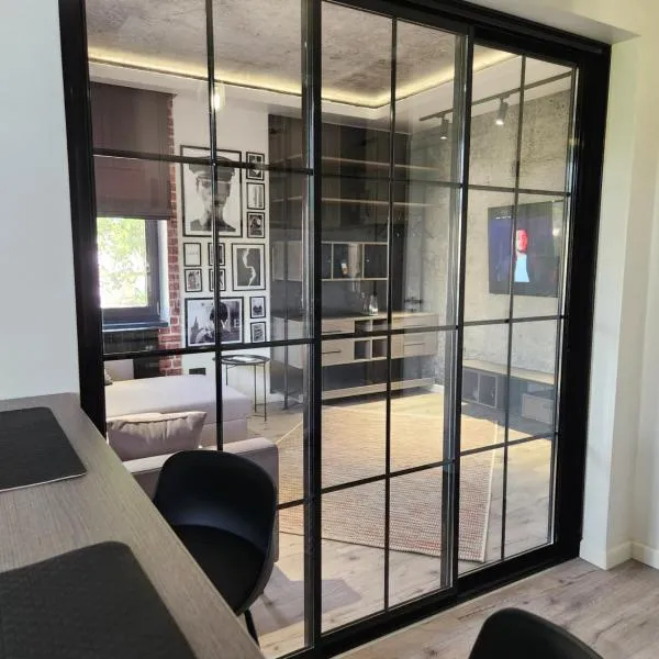 ART STUDIO BNB, hotel en Craiova