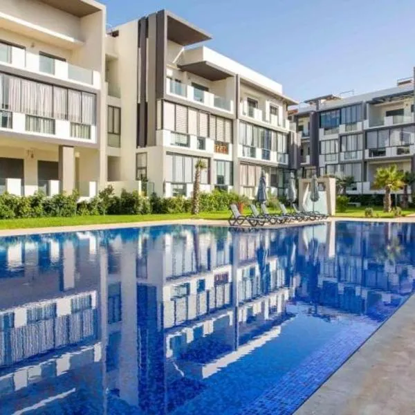 Appartement spacieux avec piscine à Dar Bouazza - Casablanca, hotel en Tamaris