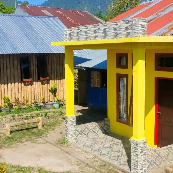 Ruteng Hostel, hotel i Ruteng