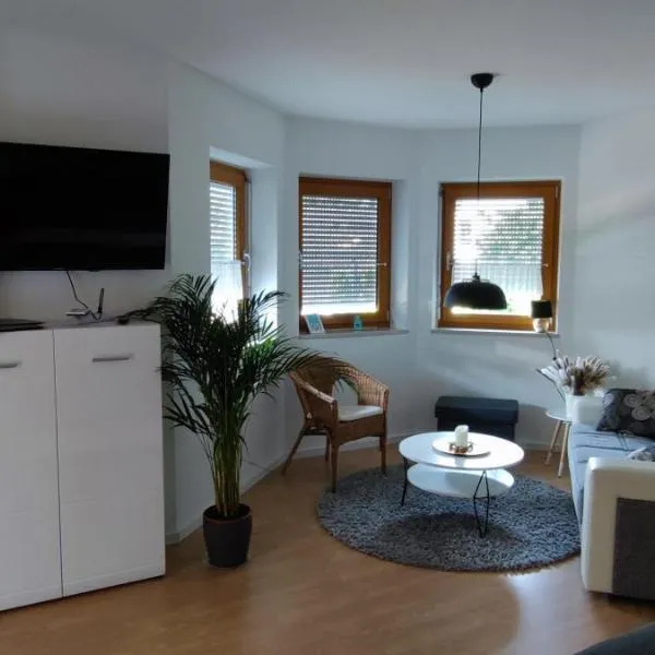 Moderne Ferienwohnung Lindlar, Dorf- und Waldnah, Gratis W-Lan, NR, hotel em Lindlar