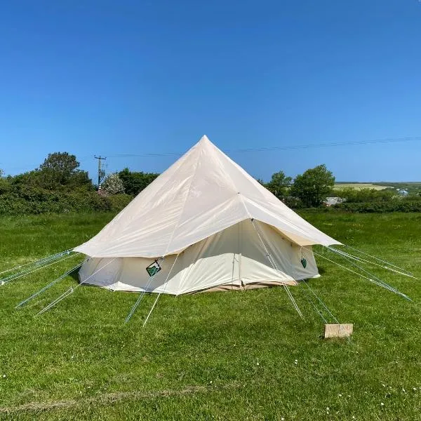Unfurnished Bell Tent close to SWC path, hotel v destinaci Hartland