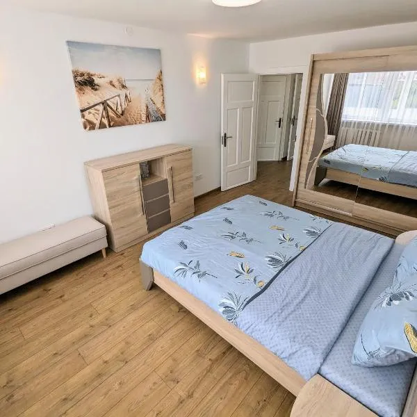 Lovely 2-bedroom flat in the heart of Druskininkai, hotel in Druskininkai