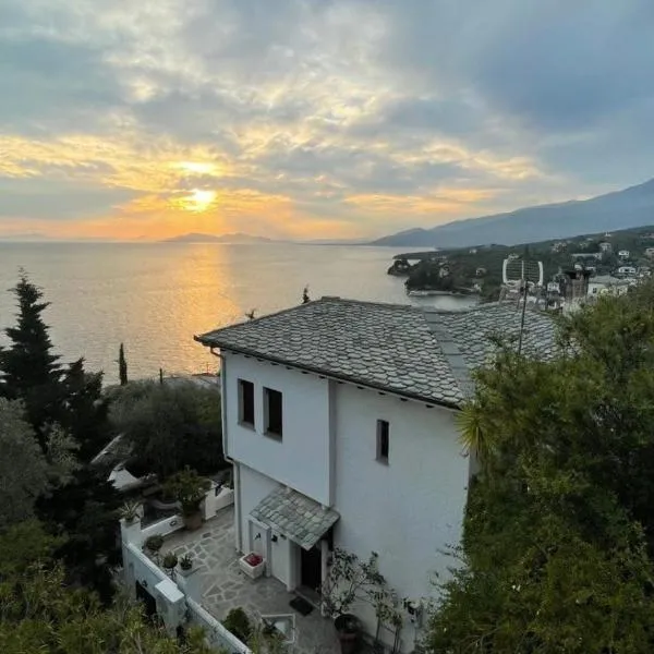 Iris Sea View Villa, hotel in Áfissos