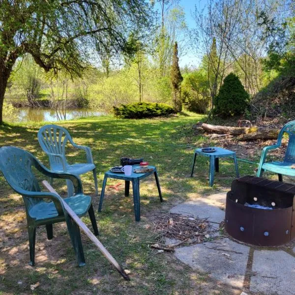 East Pond View Campsite, hotel v destinaci Clinton
