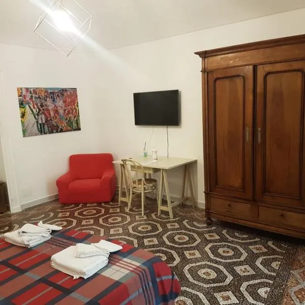 GusterHouse, hotel in Ivrea