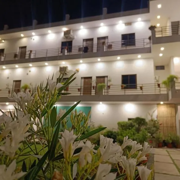 Green Club Farm, hotel en Kishangarh