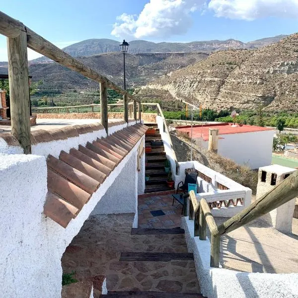Casa Cueva LA PARRA.: Alhama de Almería'da bir otel
