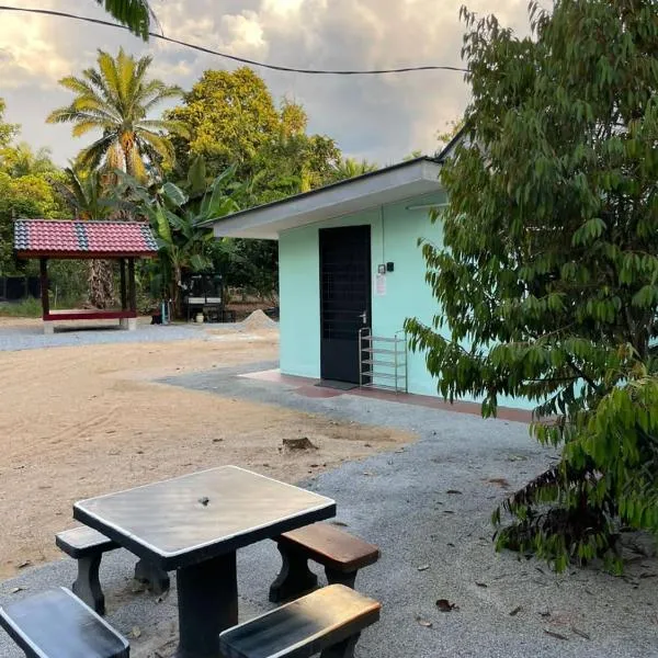 Mini Homestay Arifz Zai, hotel di Kampong Ayer Hitam