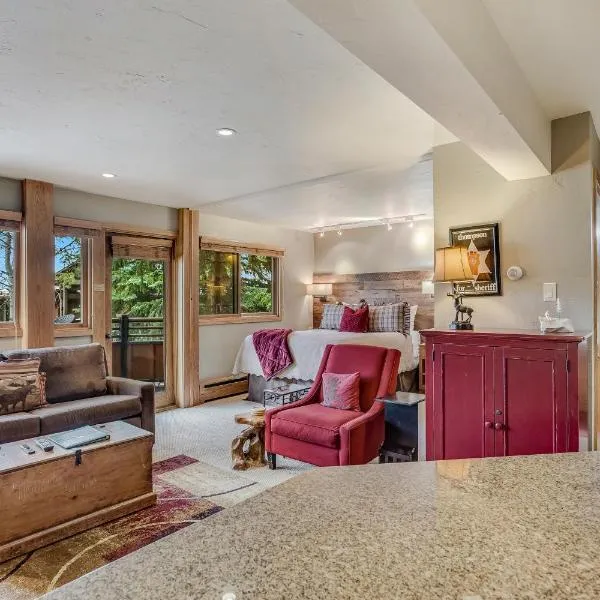 Laurelwood Condominiums 110, hotel v destinaci Snowmass Village