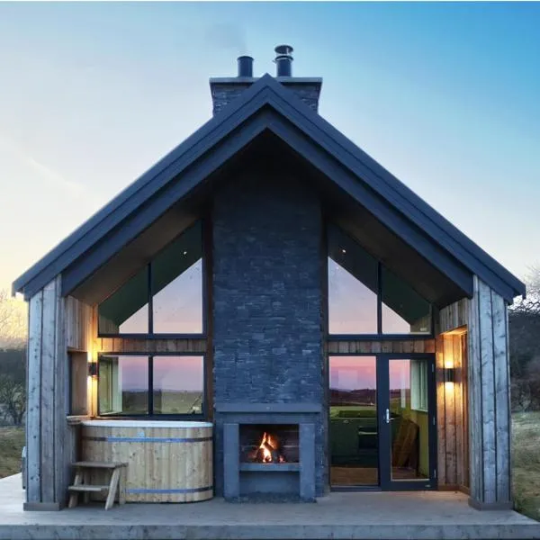 Eco-Lodge with hottub sea view Charleton Estate, hotel v destinaci Elie