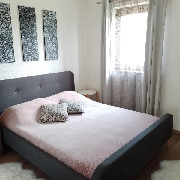 MARTINA 2, hotel i Bašanija
