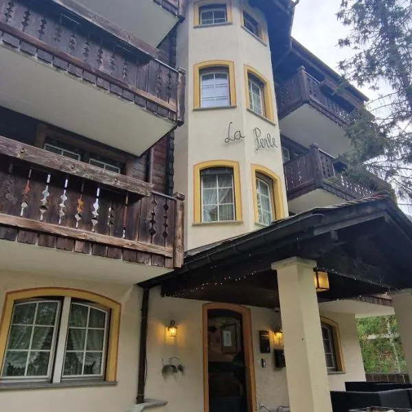 La Perle Apartments, hotel v destinaci Zermatt