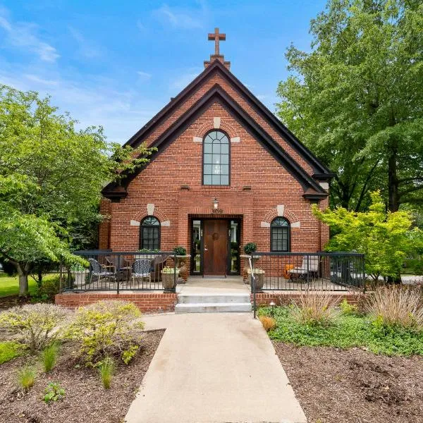 The Saint, hotel in Fayetteville