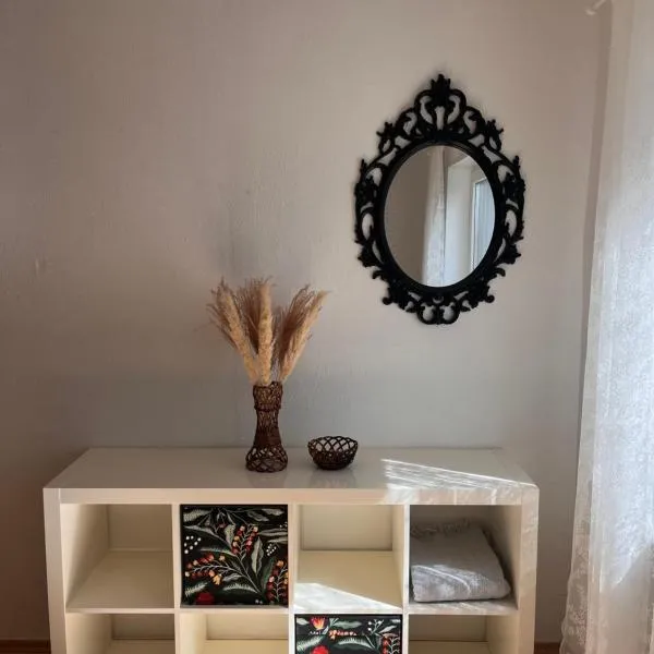 Ruhige Ferienwohnung im Saarland, hotel v destinaci Schiffweiler