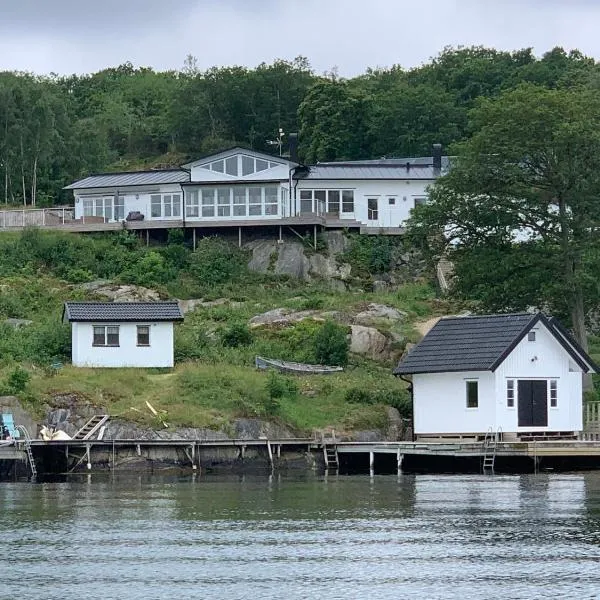 Exclusive house with private boathouse, hotel v destinaci Nösund