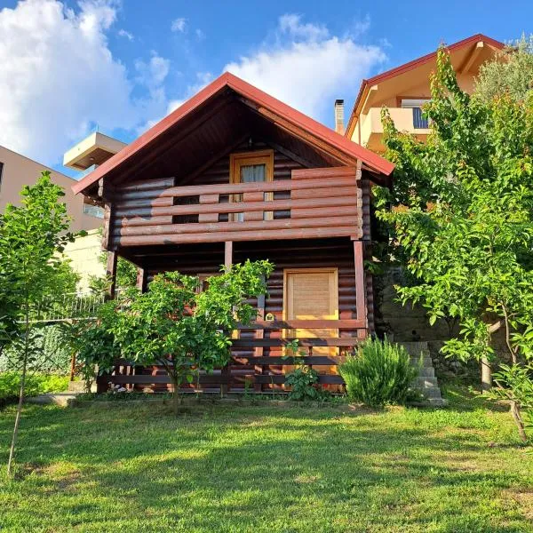 Timber House, hotel v destinaci Tivat