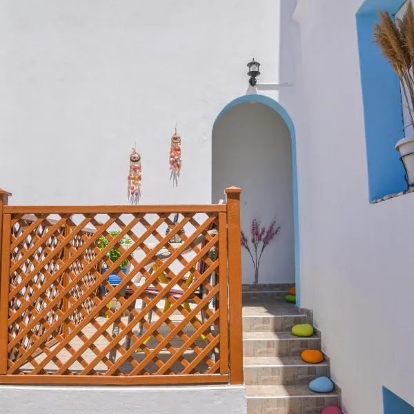 nikola's house, hotel in Adamas