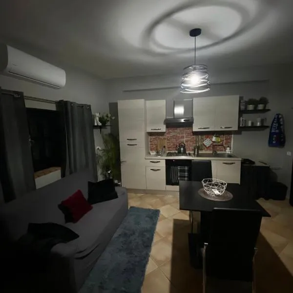 Eden Apartment Cervinara, viešbutis mieste Rotondi