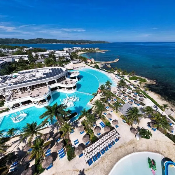 Grand Palladium Jamaica Resort & Spa All Inclusive, khách sạn ở Lucea