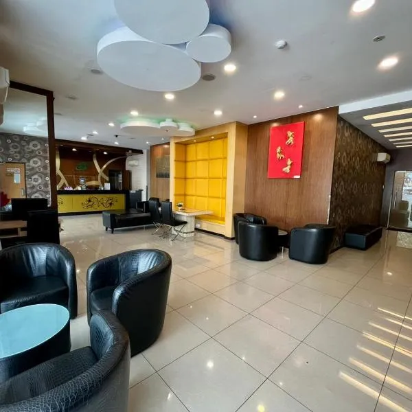 Eight Days Boutique Hotel - Impian Emas, hotel in Skudai