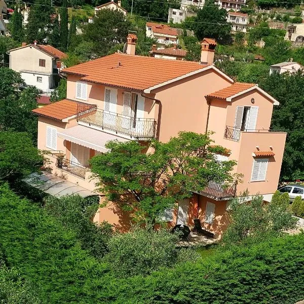 Apartments Mogorović, Hotel in Mošćenička Draga