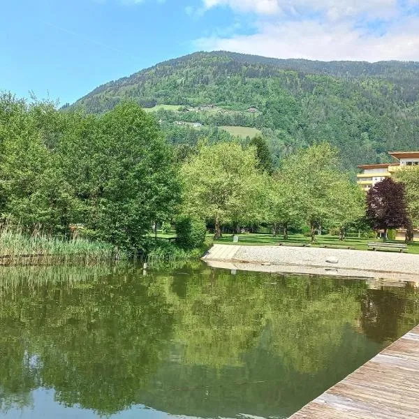 KARL Haus KMB Seeappartement am Ossiacher See mit direktem Seezugang, Hallenbad, hotel in Bodensdorf