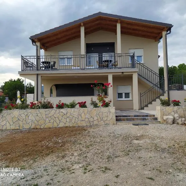 Apartmani Suzana, hotel in Crikvenica