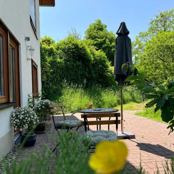 Ferienwohnung im Moselland, hotel v destinaci Maring-Noviand