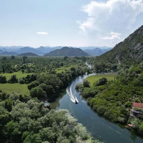 Wild Beauty house Skadar lake, hotel v destinaci Cetinje