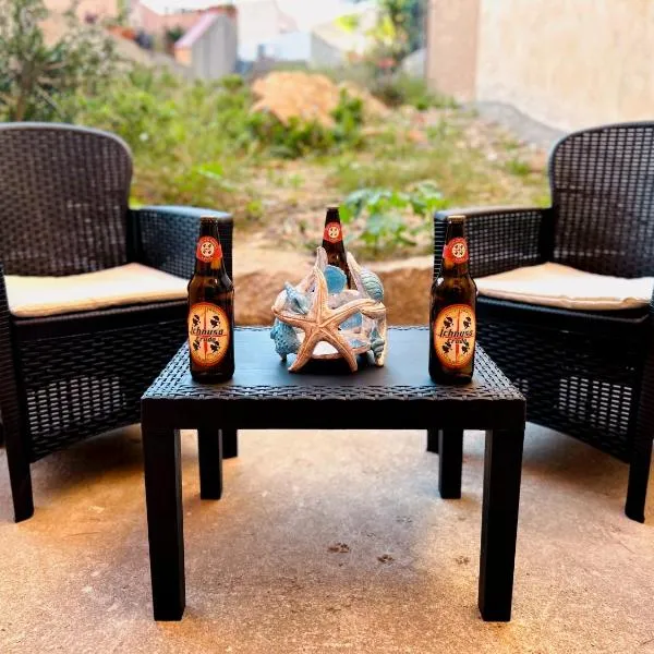 ⋆⋆⋆⋆⋆ [IN CENTRO] 6 persone, ampio e tranquillo appartamento completo，位于马达莱纳的酒店