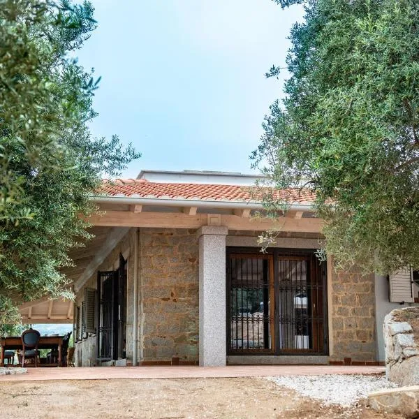 Villa S'Olioni, hotel in Loceri