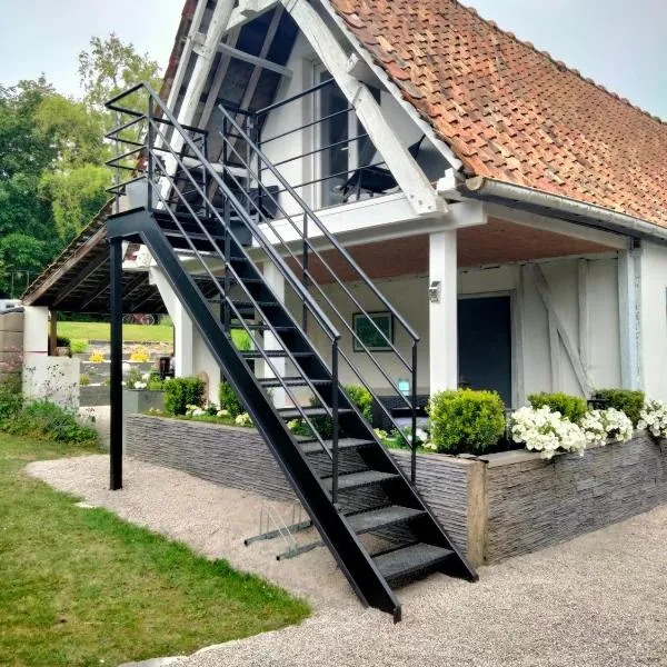 Le grenier de Mamou, hotel v destinaci Hesdigneul-lès-Boulogne