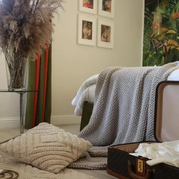 Welchome Charming House, hotel v destinaci Caserta