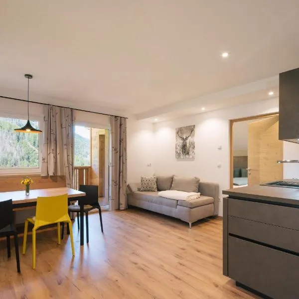 Balbeinhof Apt Hirsch, hotel en Luson