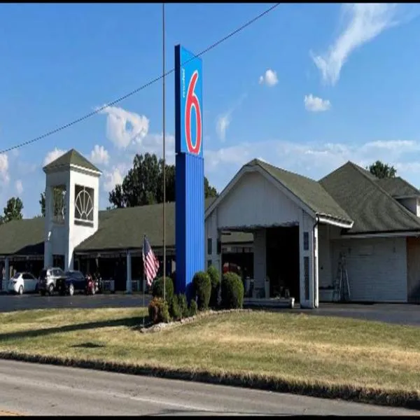 Motel 6-Sallisaw, OK, hotel v destinaci Sallisaw