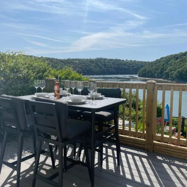 4 Trenhaile Terrace, hotel in Truro