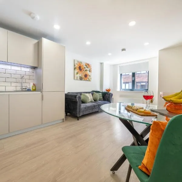 Luxury One Bedroom Serviced Apartment in the Heart of Bedford, hotel in Bedford