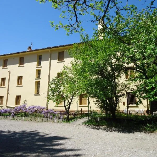 Hotel des Voyageurs, hotel in La Bouteille