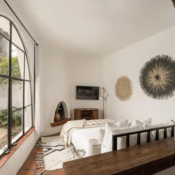 Cozy New - Casa Blanca Suite B1, hotel a Montecito