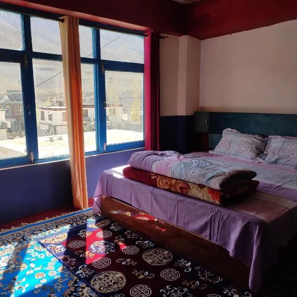 Nawang HomeStay, hotel in Kaza