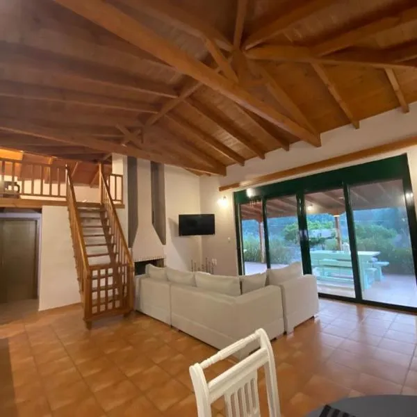 Country house, hotel v destinaci Galatás