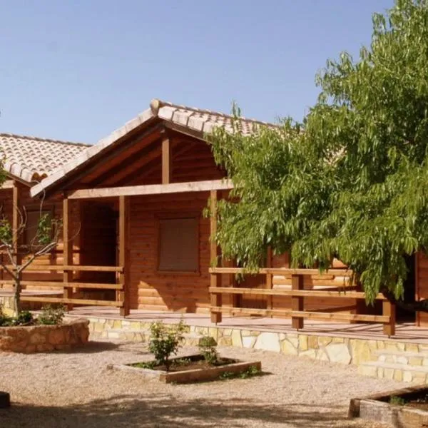 Casas de Madera Los Molinos, hotel in El Bonillo