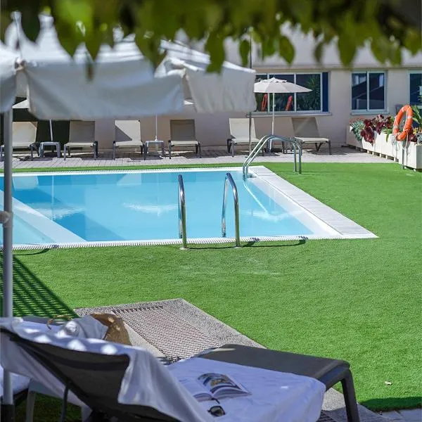 Cornisa Apartments, hotell i Patalavaca