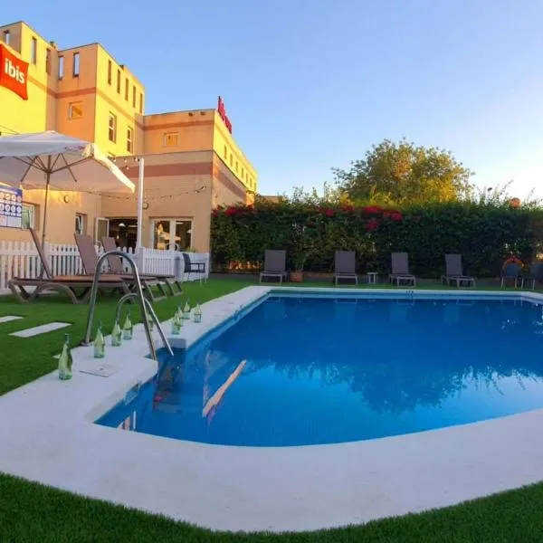 Ibis Jerez De La Frontera Cadiz, hotel v destinácii Jerez de la Frontera