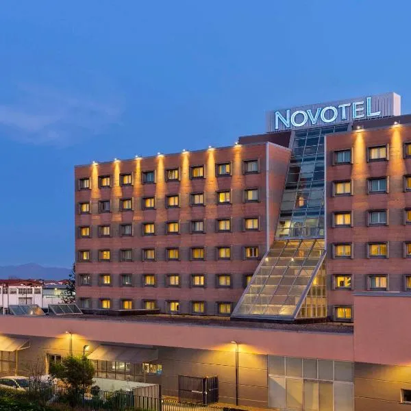 Novotel Caserta Sud, отель в Казерте
